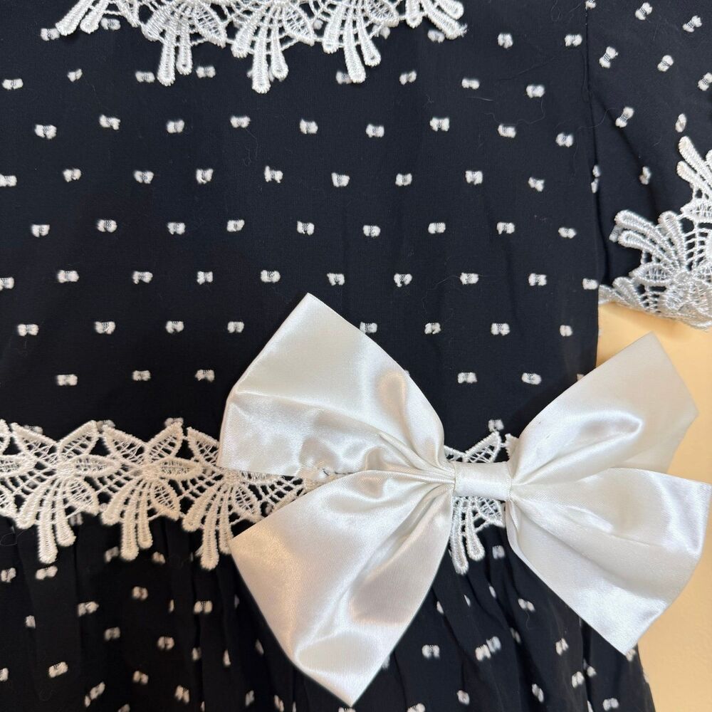 Mina size 2 black and white polka dot dress white lace trim white bow made in Vi - Picture 2 of 4